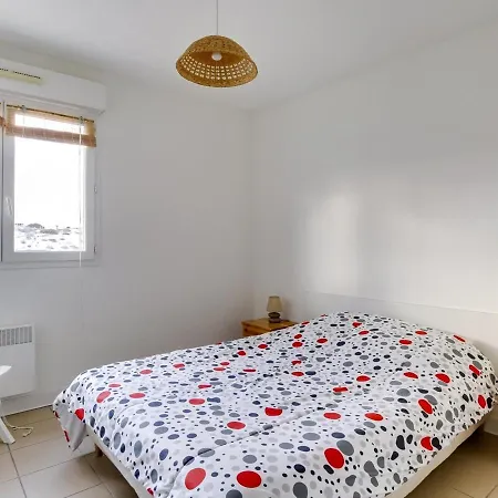 T3 Avec Terrasse - A 50m De La De Biscarrosse, Parking Prive Inclus - Fr-1-521-15 *