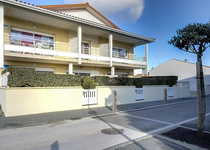 T3 Avec Terrasse - à 50m De La De Biscarrosse, Parking Privé Inclus - Fr-1-521-15 Appartement Biscarrosse-Plage